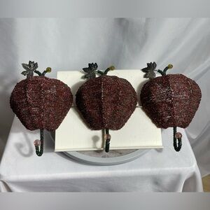 Handmade Beaded Metal Apple Wall Hook Rack Trio Red Green Fruit Decor 18x7”